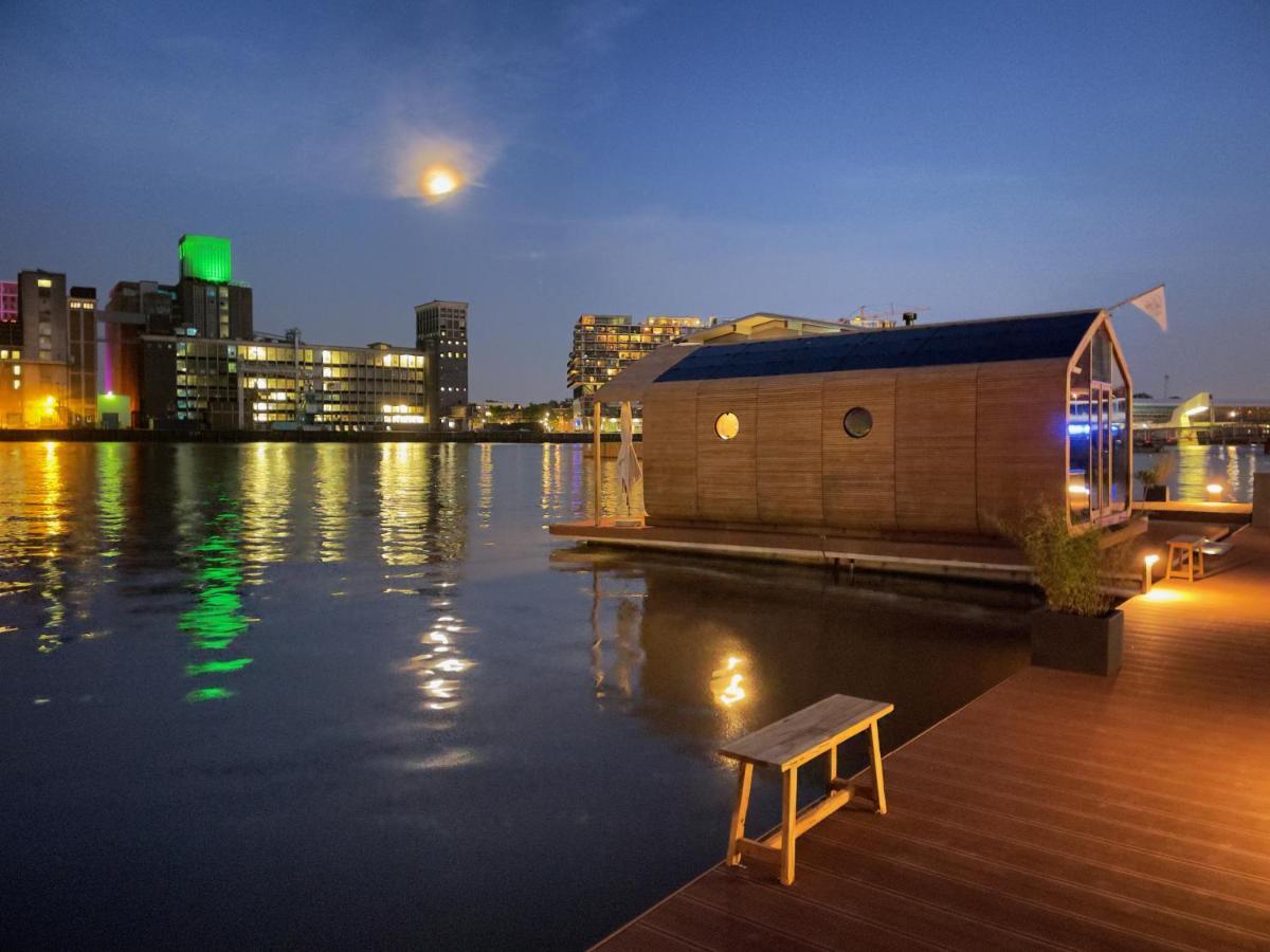 Villa Wikkelboats At Floating Rotterdam Rijnhaven Esterno foto